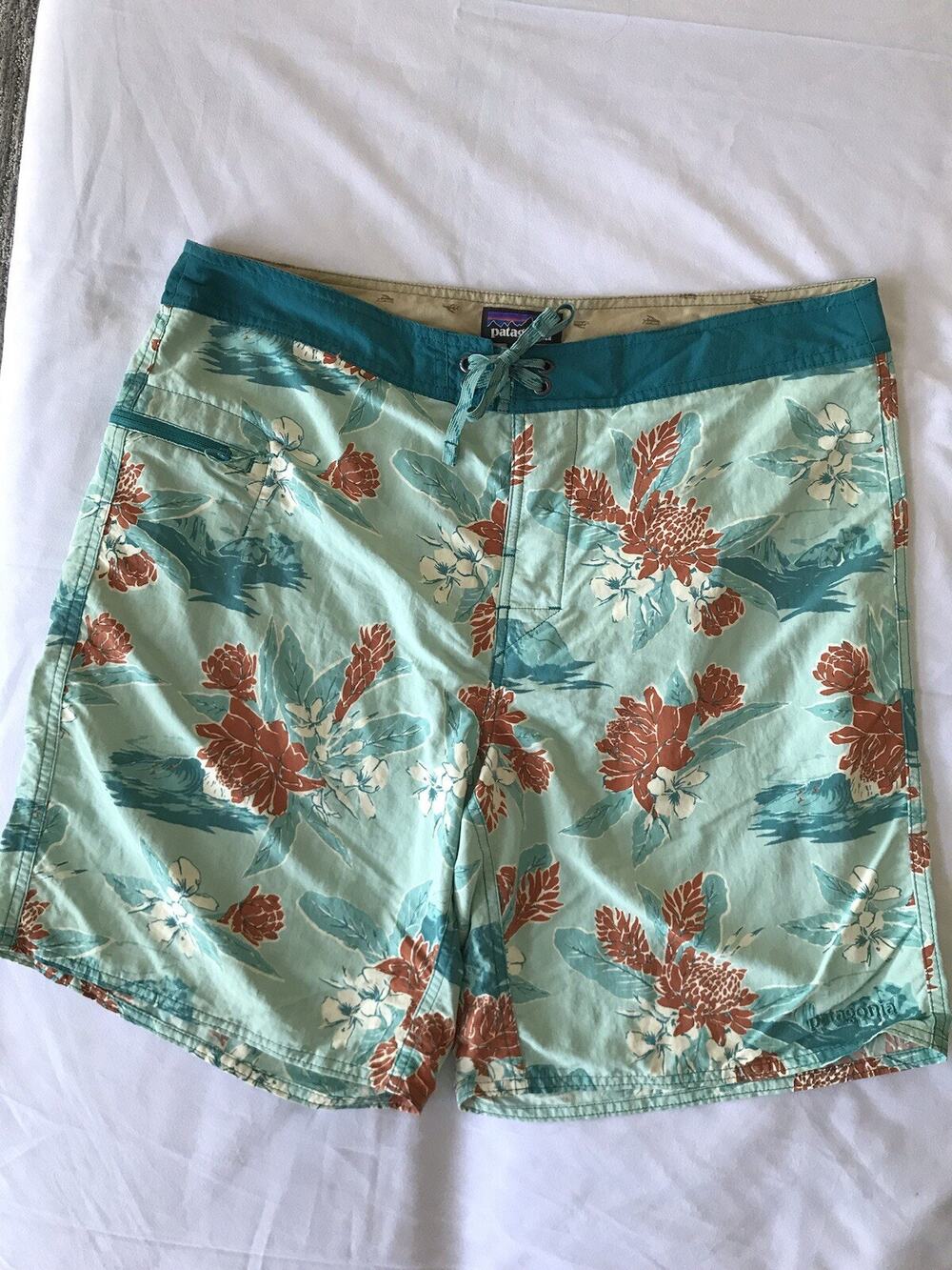 Patagonia Wavefarer Sz 35 Board Shorts Swim Surf No Liner Trunks Multi Color